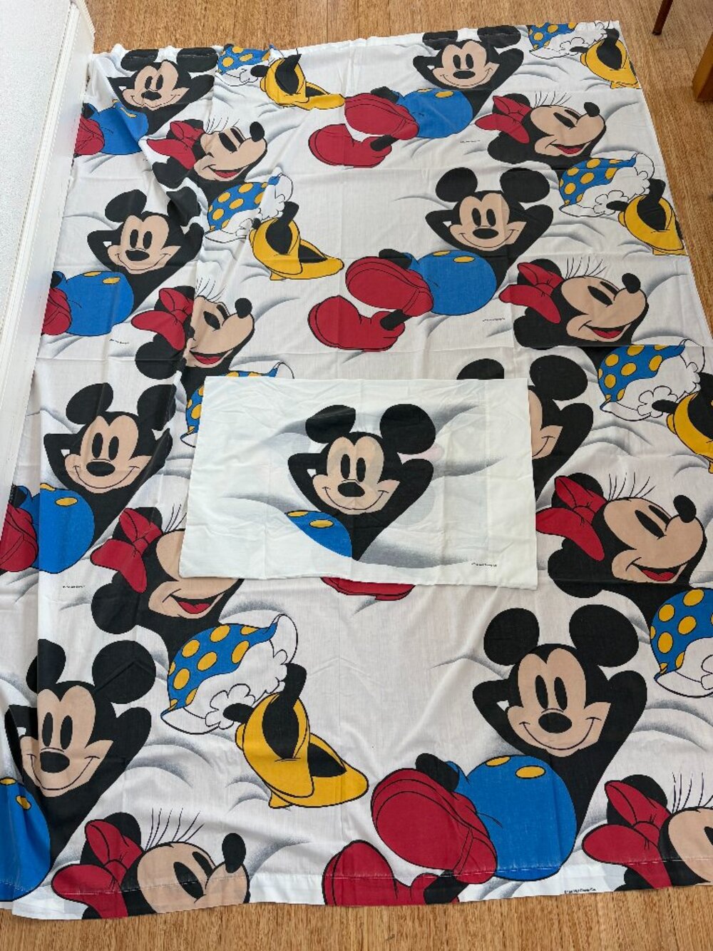 VTG Disney Mickey & Minnie Mouse Caught Napping Wamsutta Twin Sheet + Pillowcase